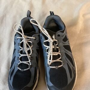 Columbia Omni Grip Waterproof Women’s Hiking Shoe. Size: 9